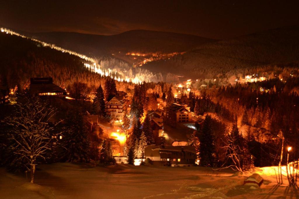 Hotel Horni Pramen Шпиндлерув-Млин Экстерьер фото